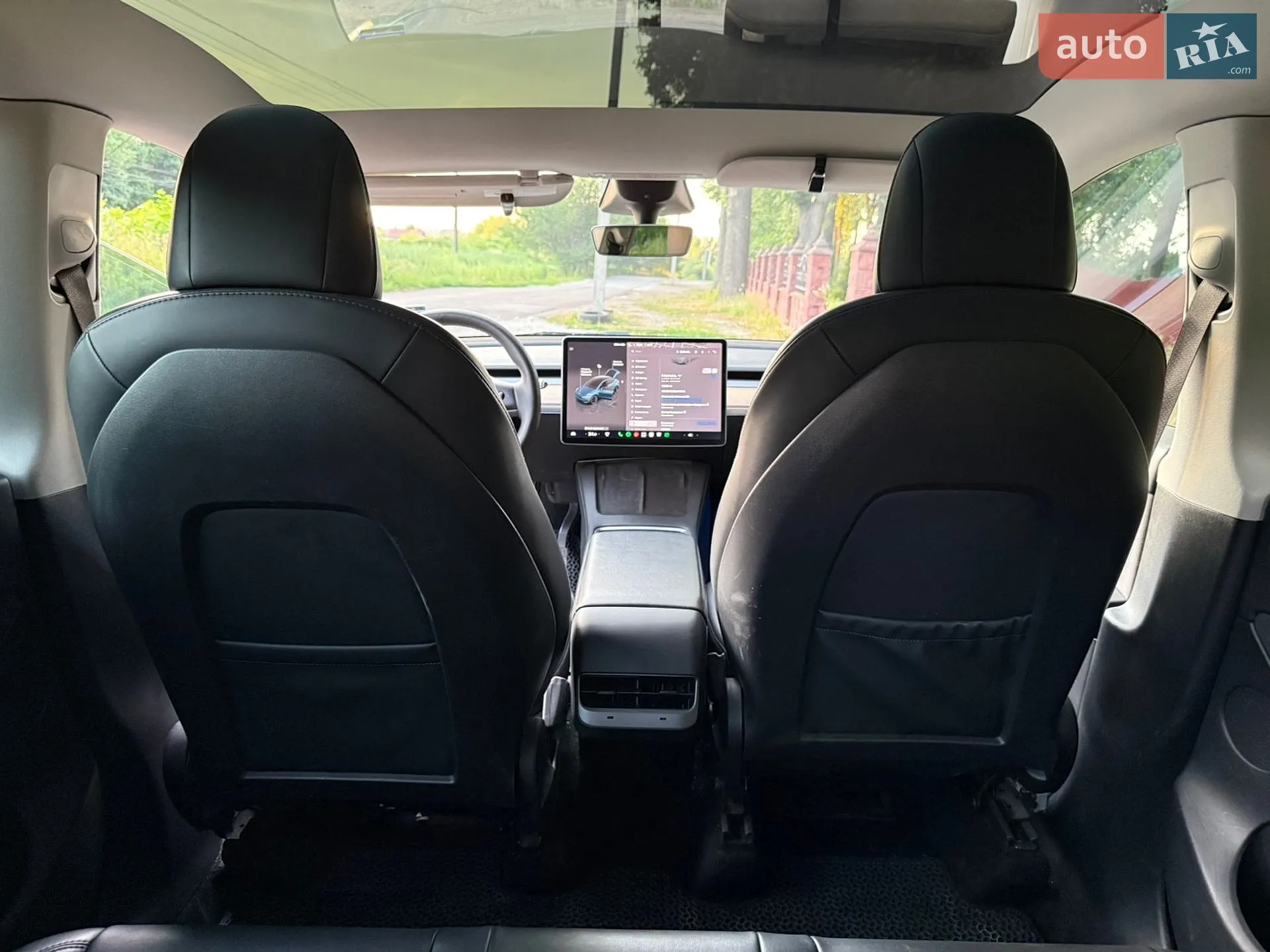 2022 Tesla Model Y - мініатюра 38