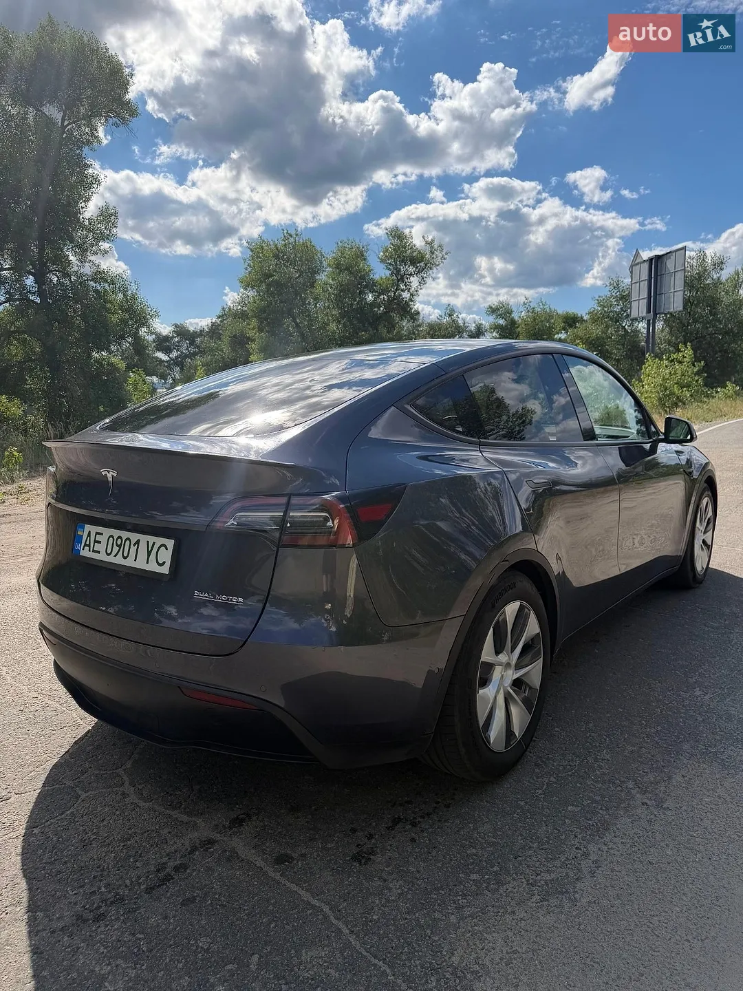 2020 Tesla Model Y - мініатюра 2
