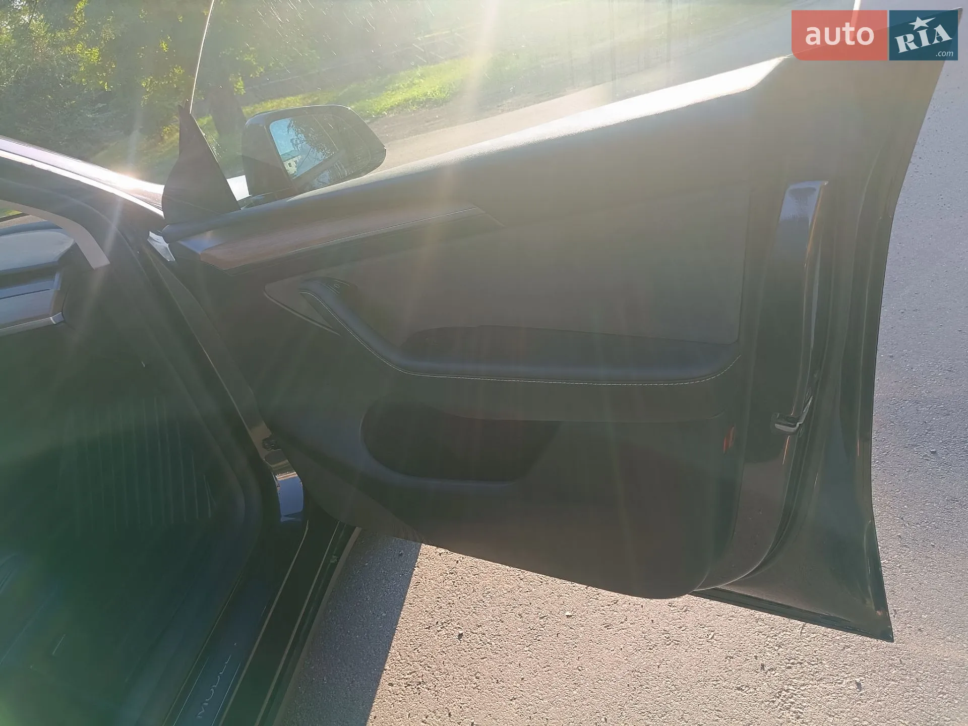 2024 Tesla Model Y - мініатюра 15