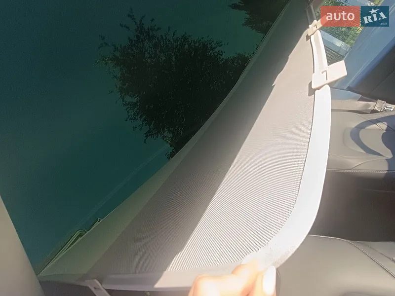Tesla Model Y 2024 VIN 7SAYGDED1RF053597 фото оголошення 19 з 66