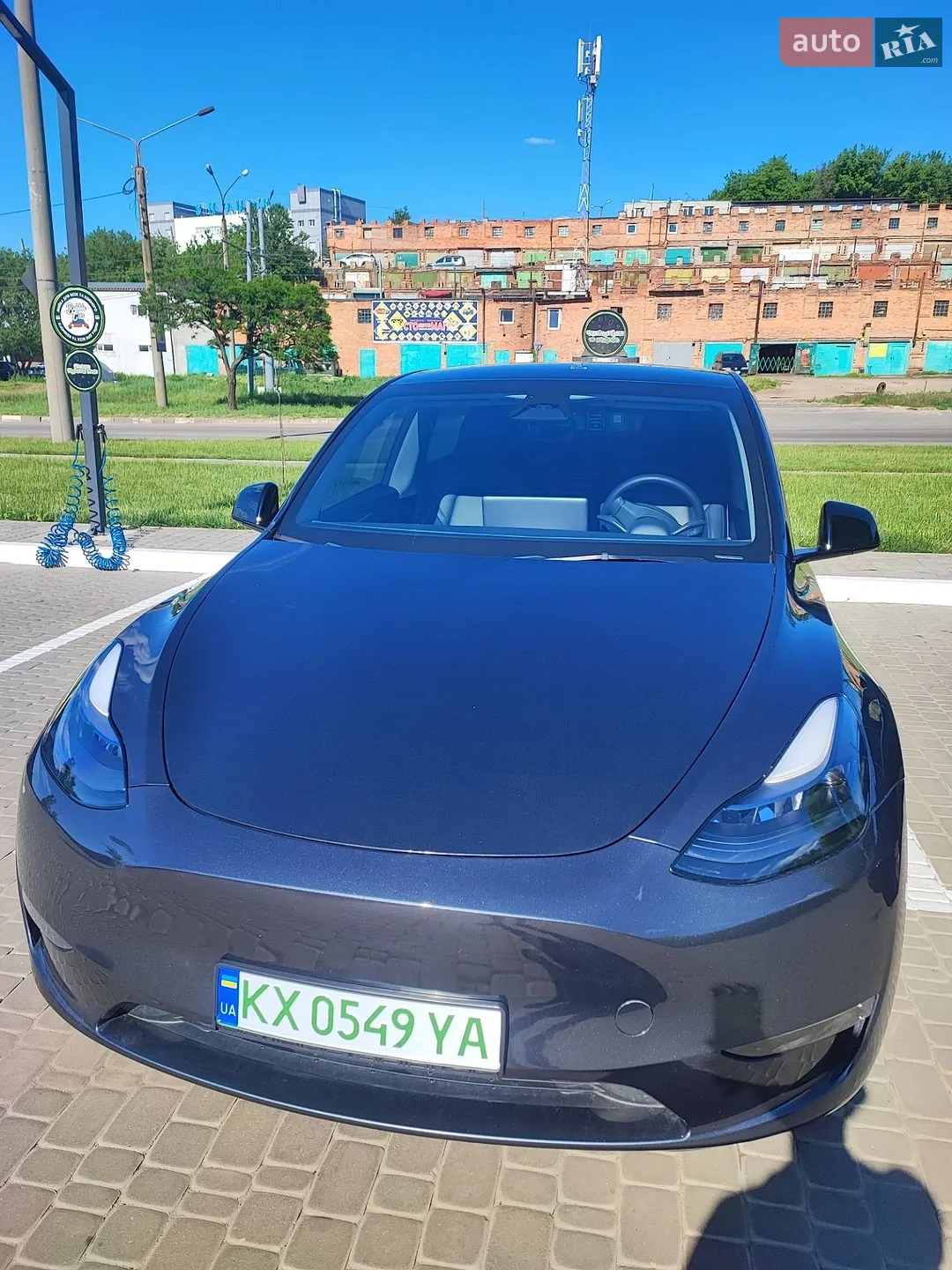 Tesla Model Y 2025 VIN 7SAYGDEF2SA366176 фото оголошення 3 з 22