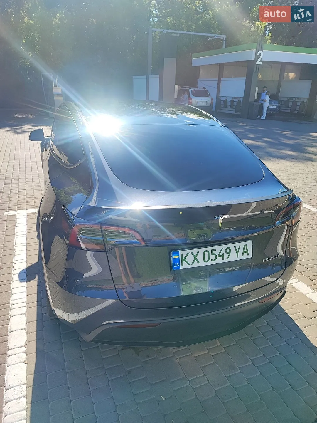Tesla Model Y 2025 VIN 7SAYGDEF2SA366176 фото оголошення 15 з 22