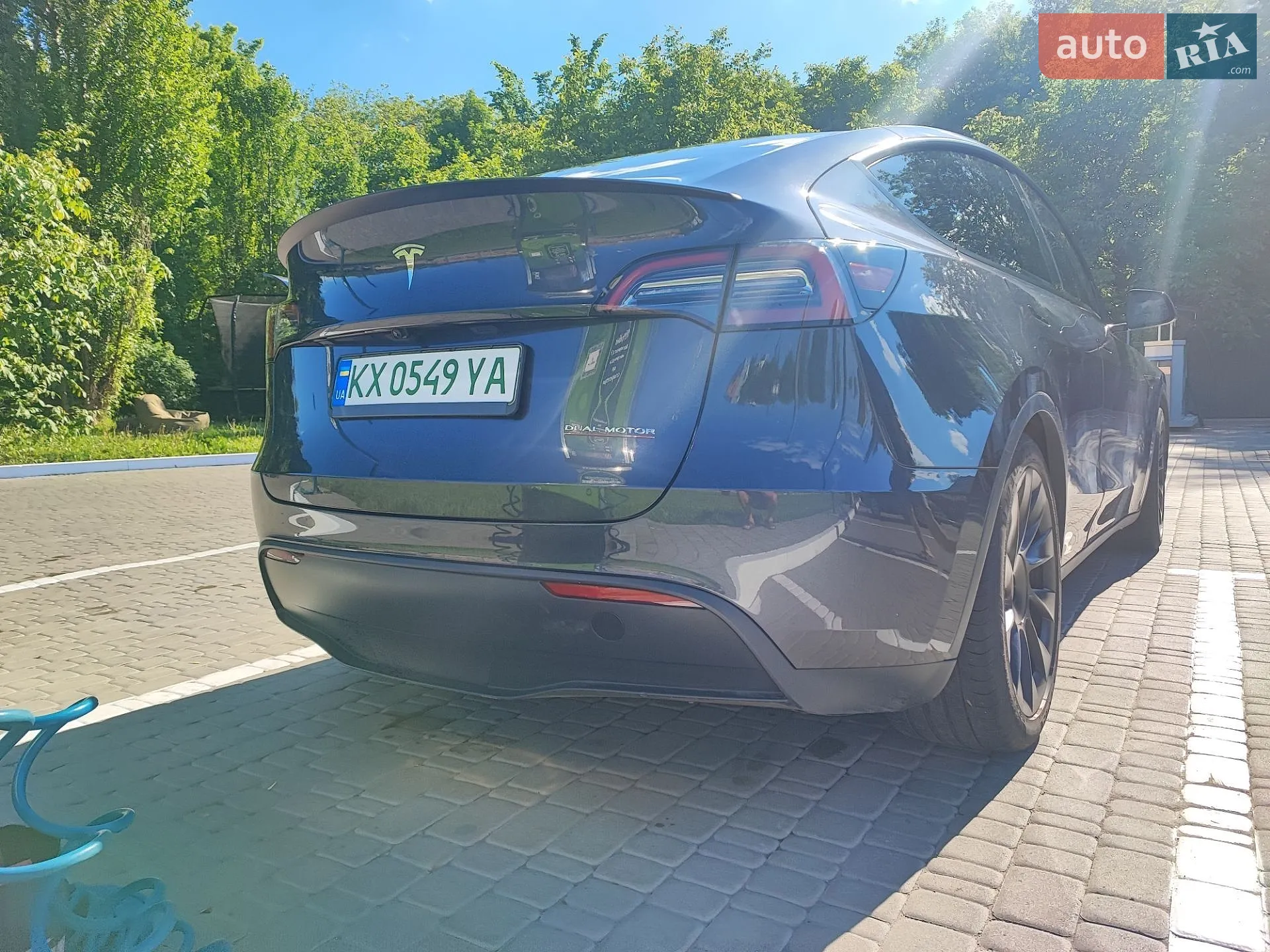 Tesla Model Y 2025 VIN 7SAYGDEF2SA366176 фото оголошення 21 з 22