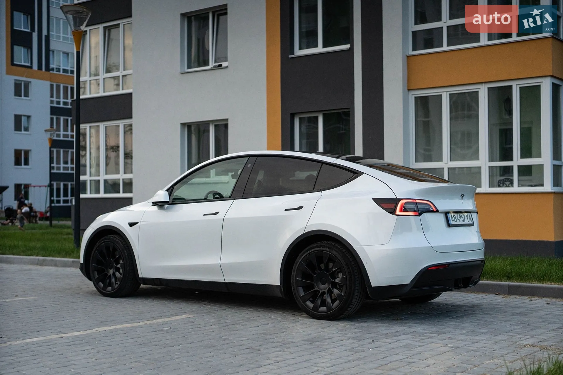 2021 Tesla Model Y - мініатюра 18