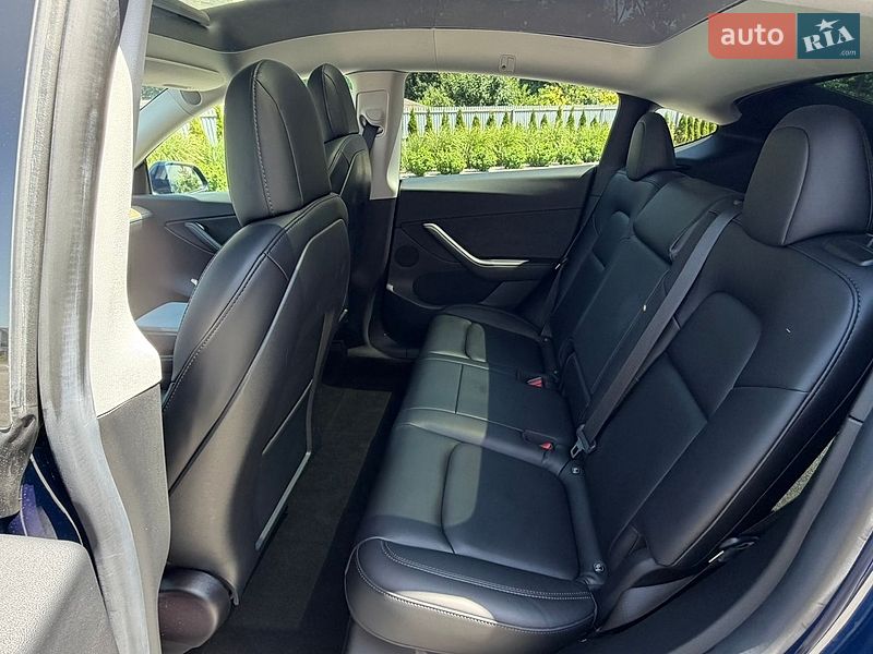Позашляховик / Кросовер Tesla Model Y 2021 в Луцьку