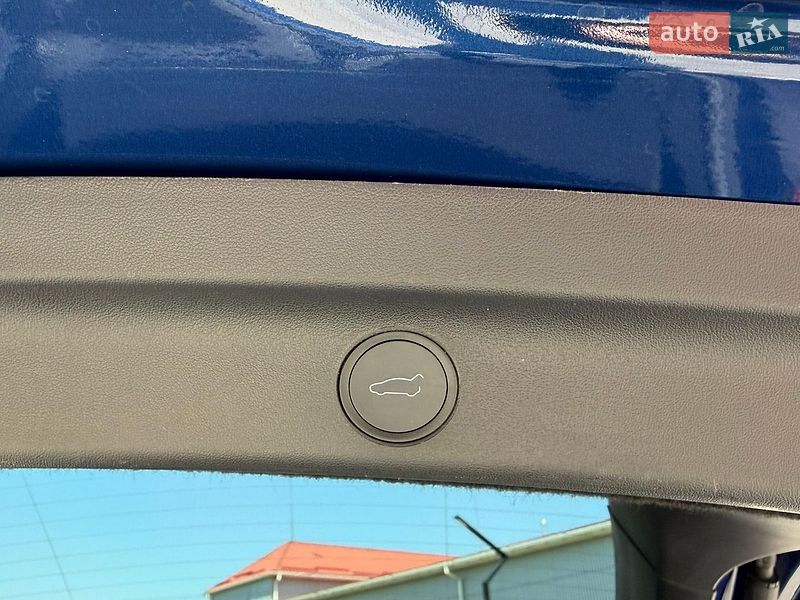 Позашляховик / Кросовер Tesla Model Y 2021 в Луцьку