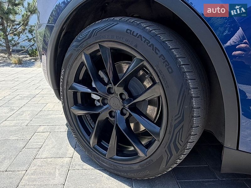 Позашляховик / Кросовер Tesla Model Y 2021 в Луцьку