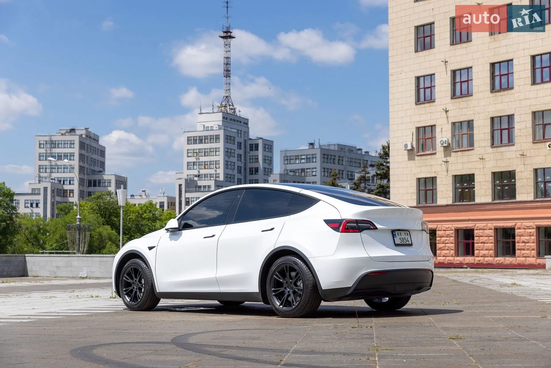2021 Tesla Model Y - мініатюра 10