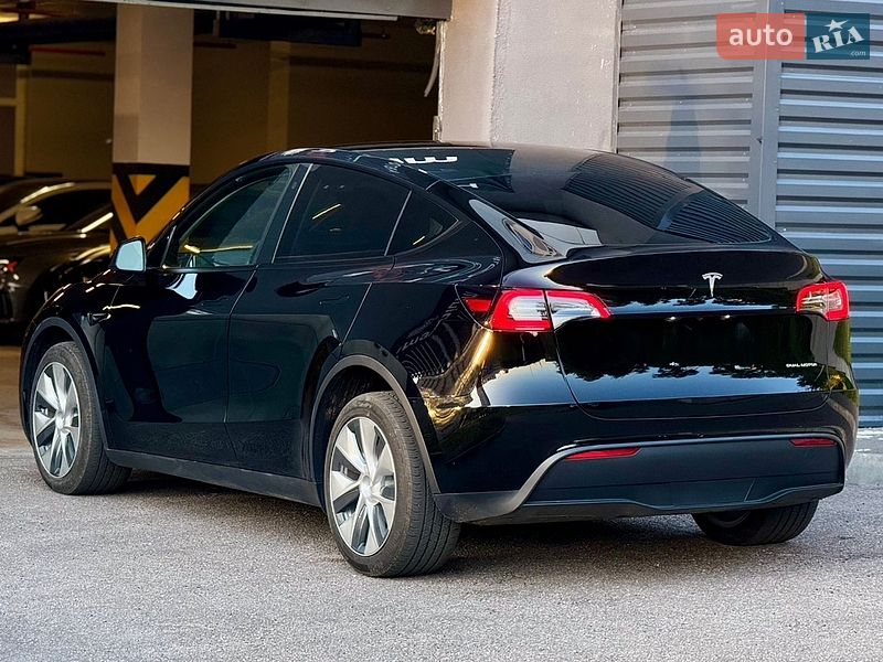 Внедорожник / Кроссовер Tesla Model Y 2023 в Харькове