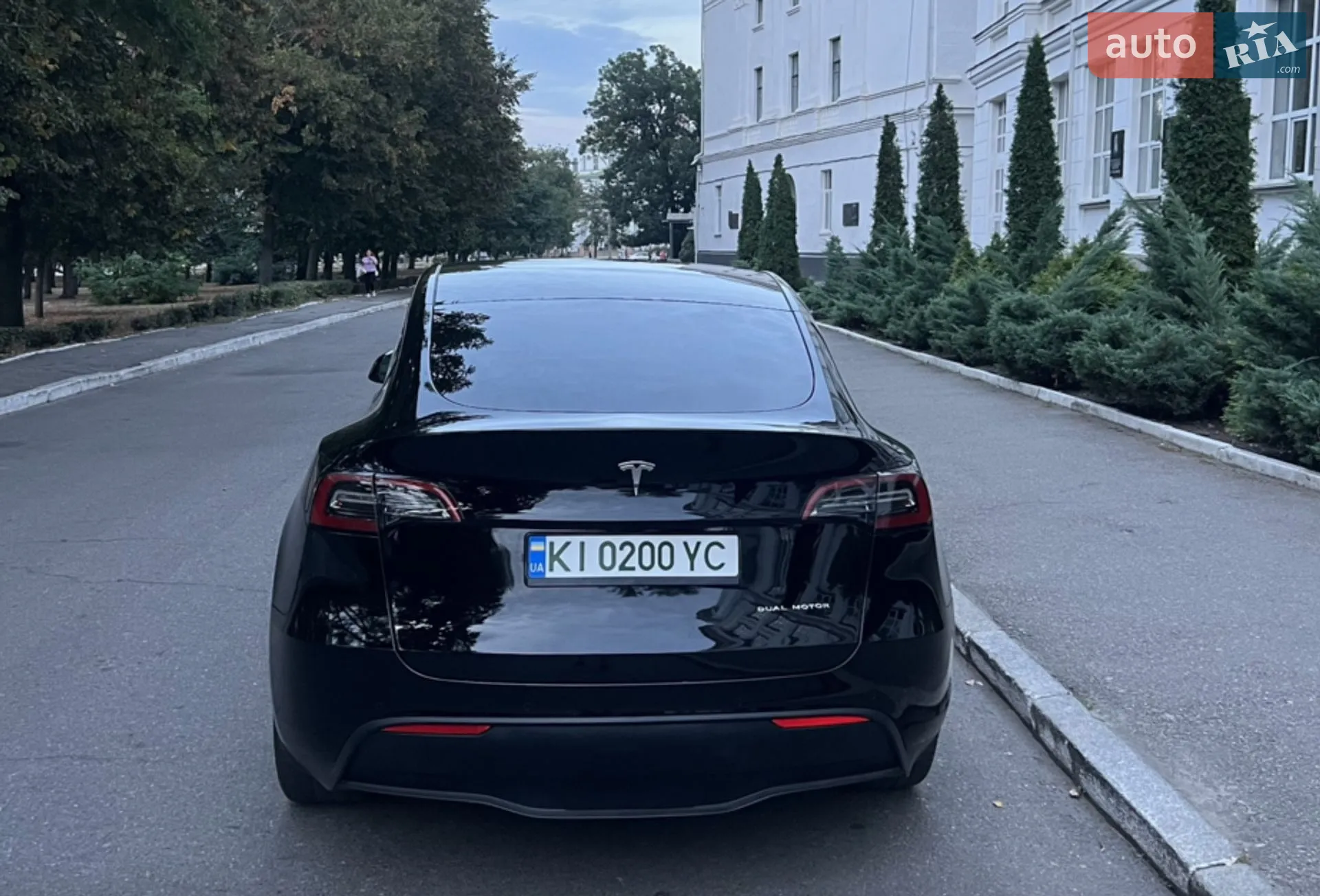 2022 Tesla Model Y - мініатюра 2