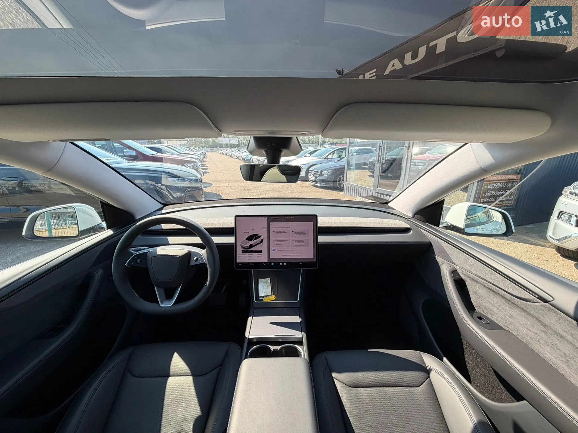 2025 Tesla Model Y - мініатюра 25