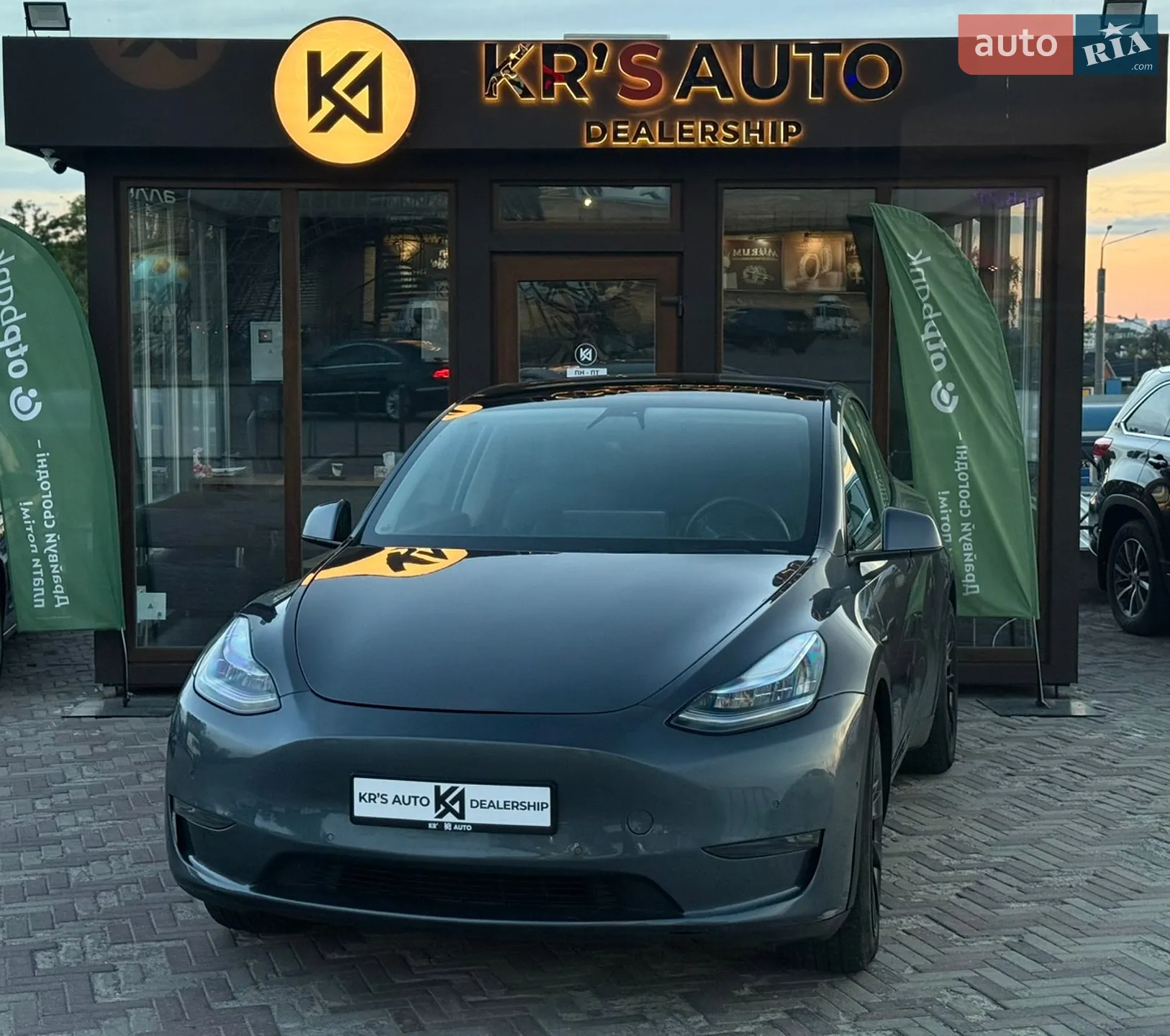 2020 Tesla Model Y - мініатюра 2