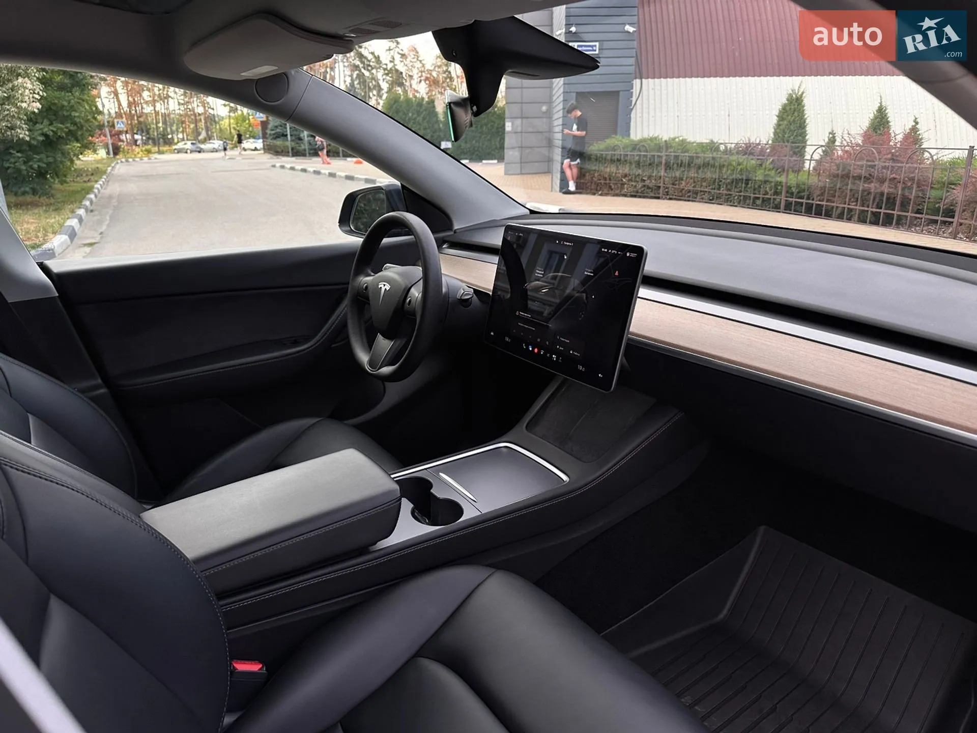 2022 Tesla Model Y - мініатюра 26