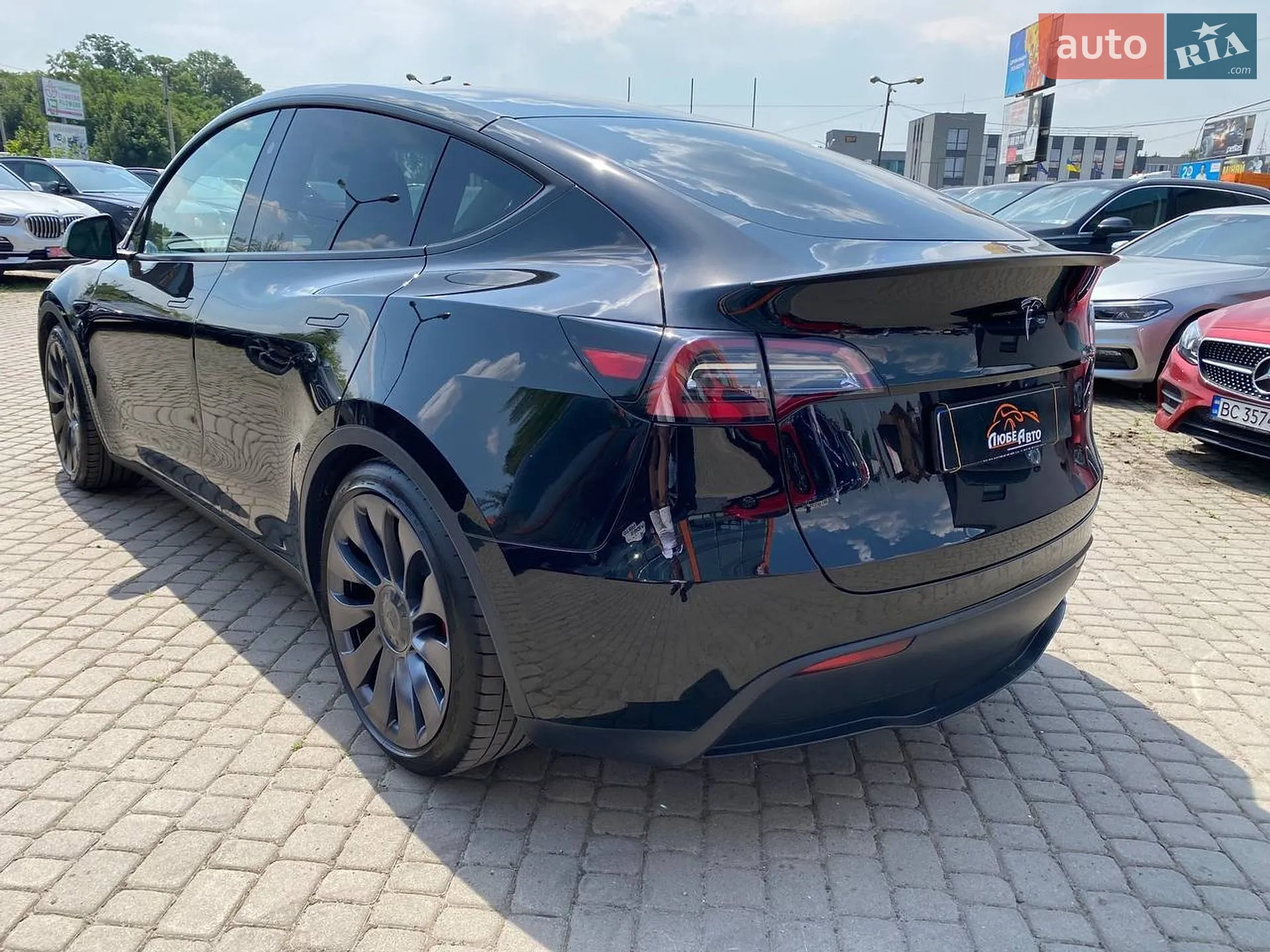 2024 Tesla Model Y - мініатюра 4