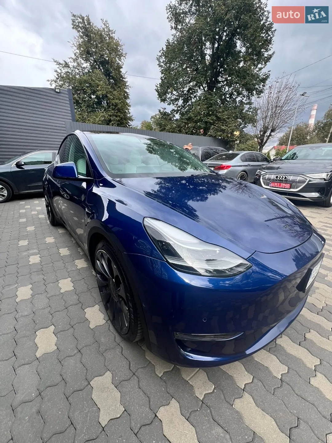 2022 Tesla Model Y - мініатюра 5