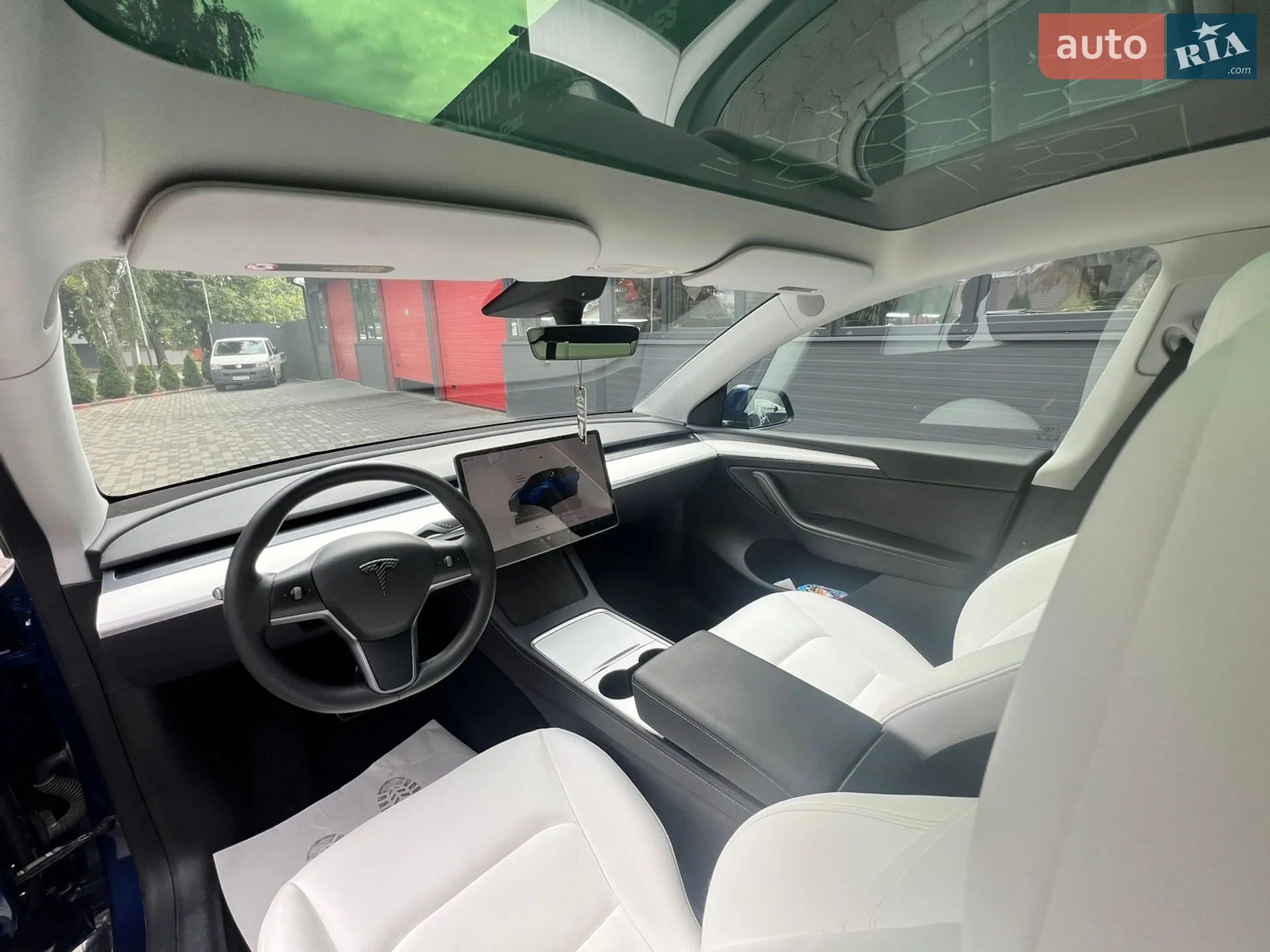 2022 Tesla Model Y - мініатюра 14