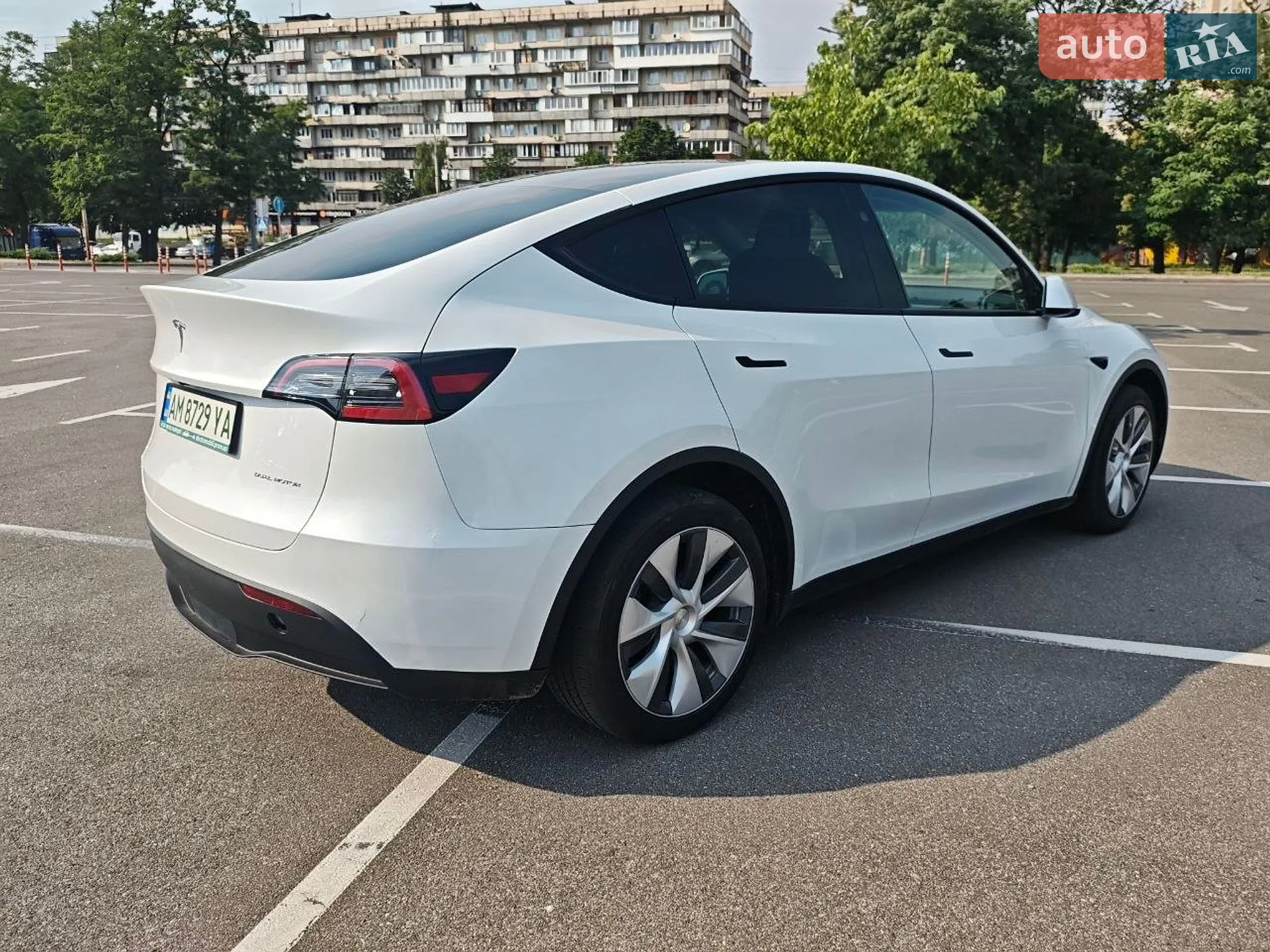 2024 Tesla Model Y - мініатюра 6