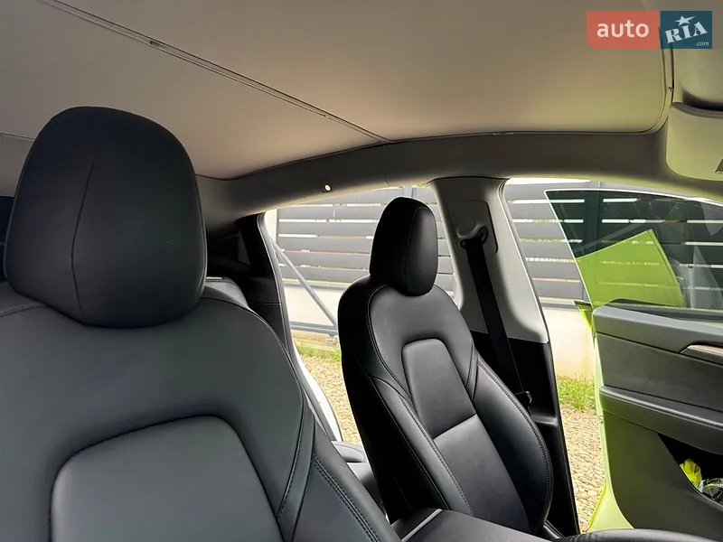 Tesla Model Y 2022 VIN 7SAYGDEE7NF574617 фото оголошення 86 з 116