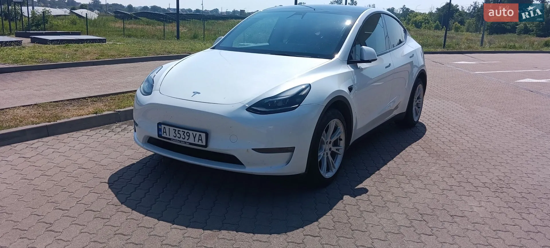 2023 Tesla Model Y - мініатюра 2