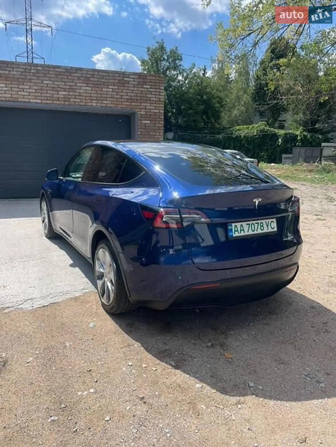 2020 Tesla Model Y - мініатюра 3