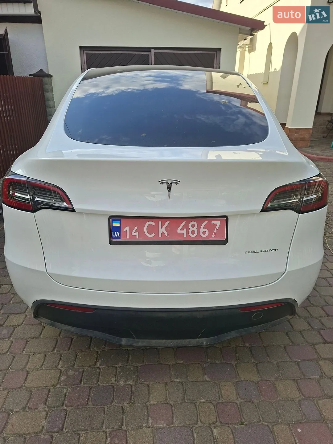 2024 Tesla Model Y - мініатюра 4