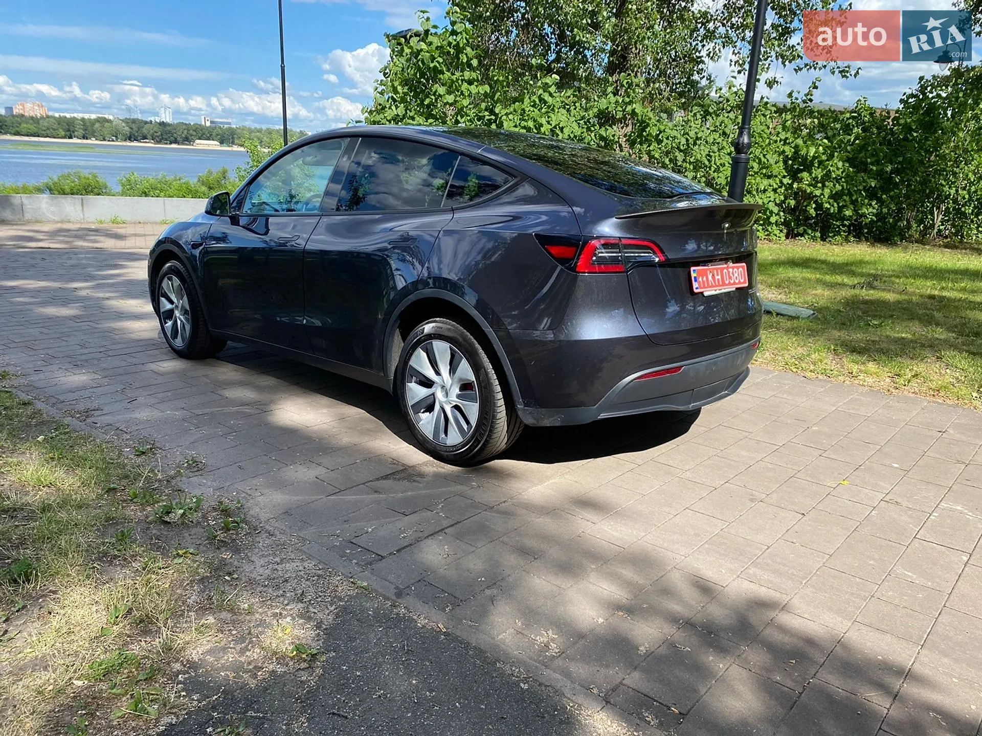 2024 Tesla Model Y - мініатюра 7