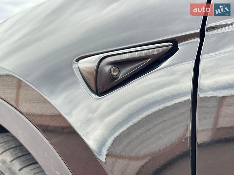 Позашляховик / Кросовер Tesla Model Y 2023 в Стрию фото 20 Позашляховик / Кросовер Tesla Model Y 2023 в Стрию