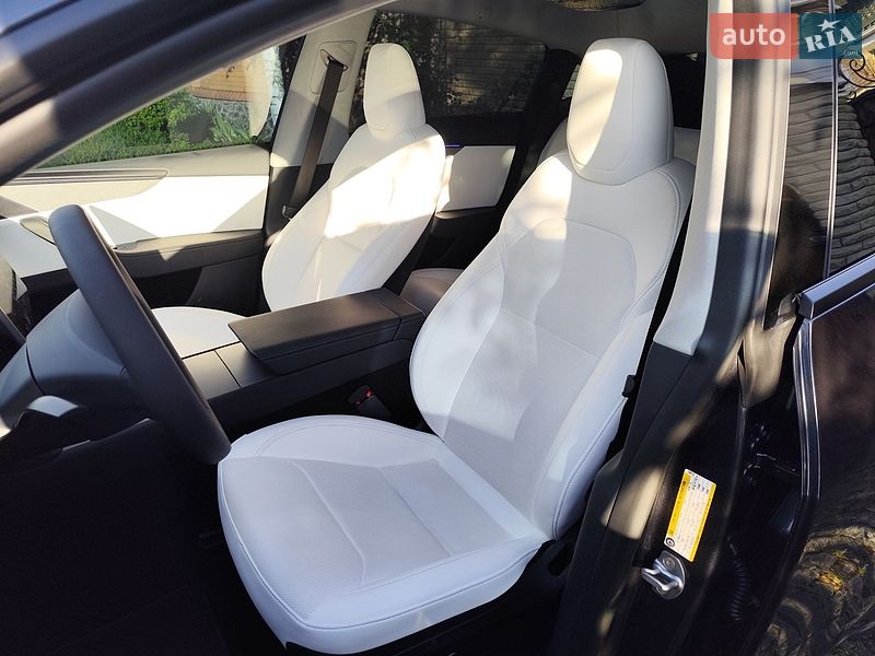 Позашляховик / Кросовер Tesla Model Y 2025 в Черкасах
