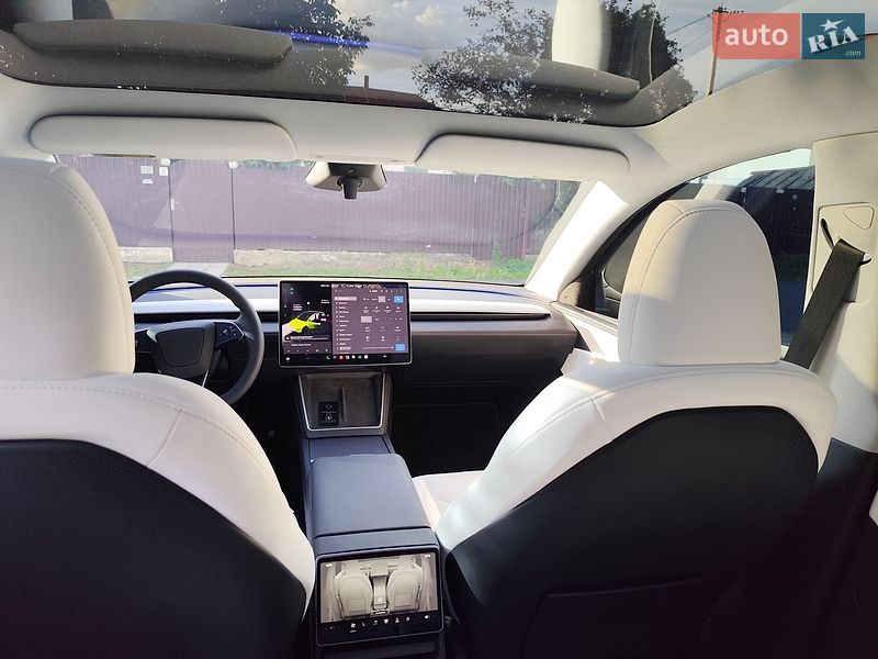 Позашляховик / Кросовер Tesla Model Y 2025 в Черкасах