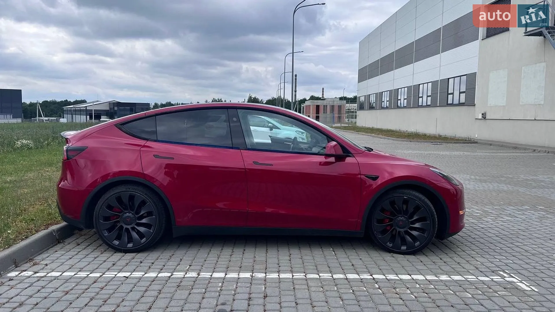 2023 Tesla Model Y - мініатюра 15