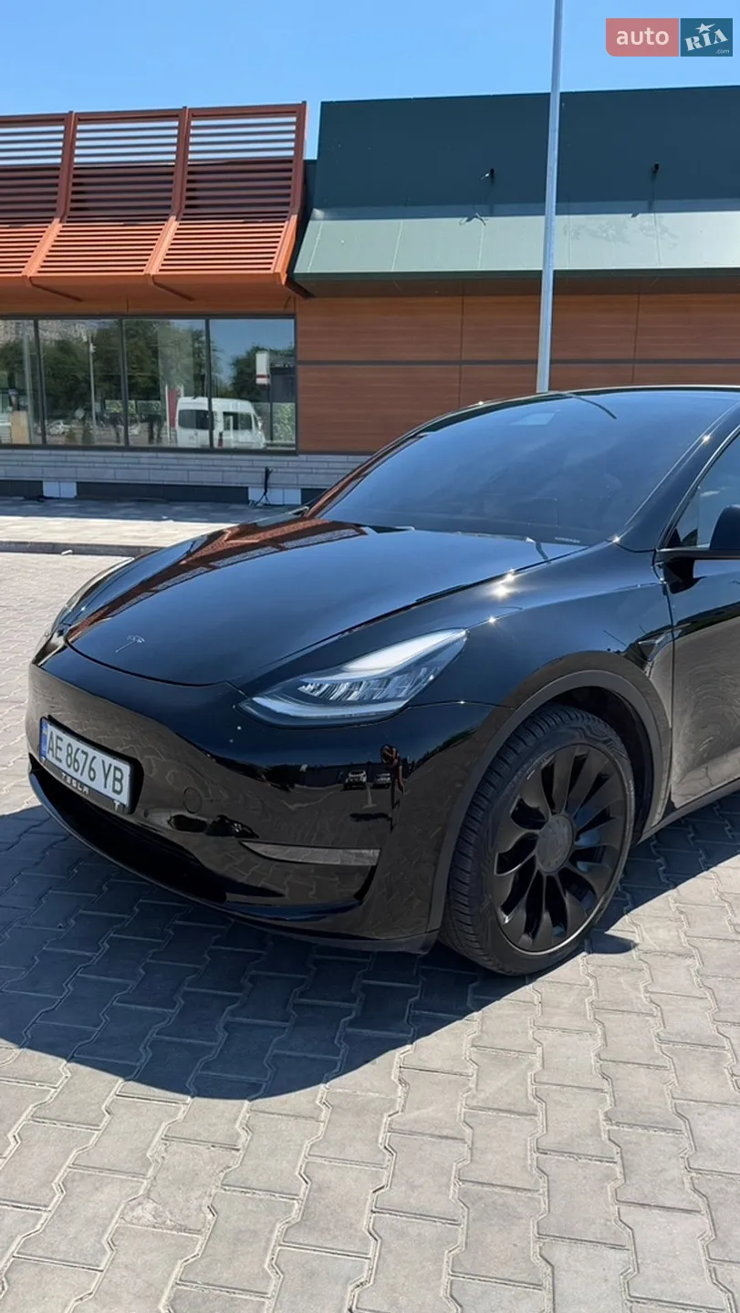 2020 Tesla Model Y - мініатюра 3