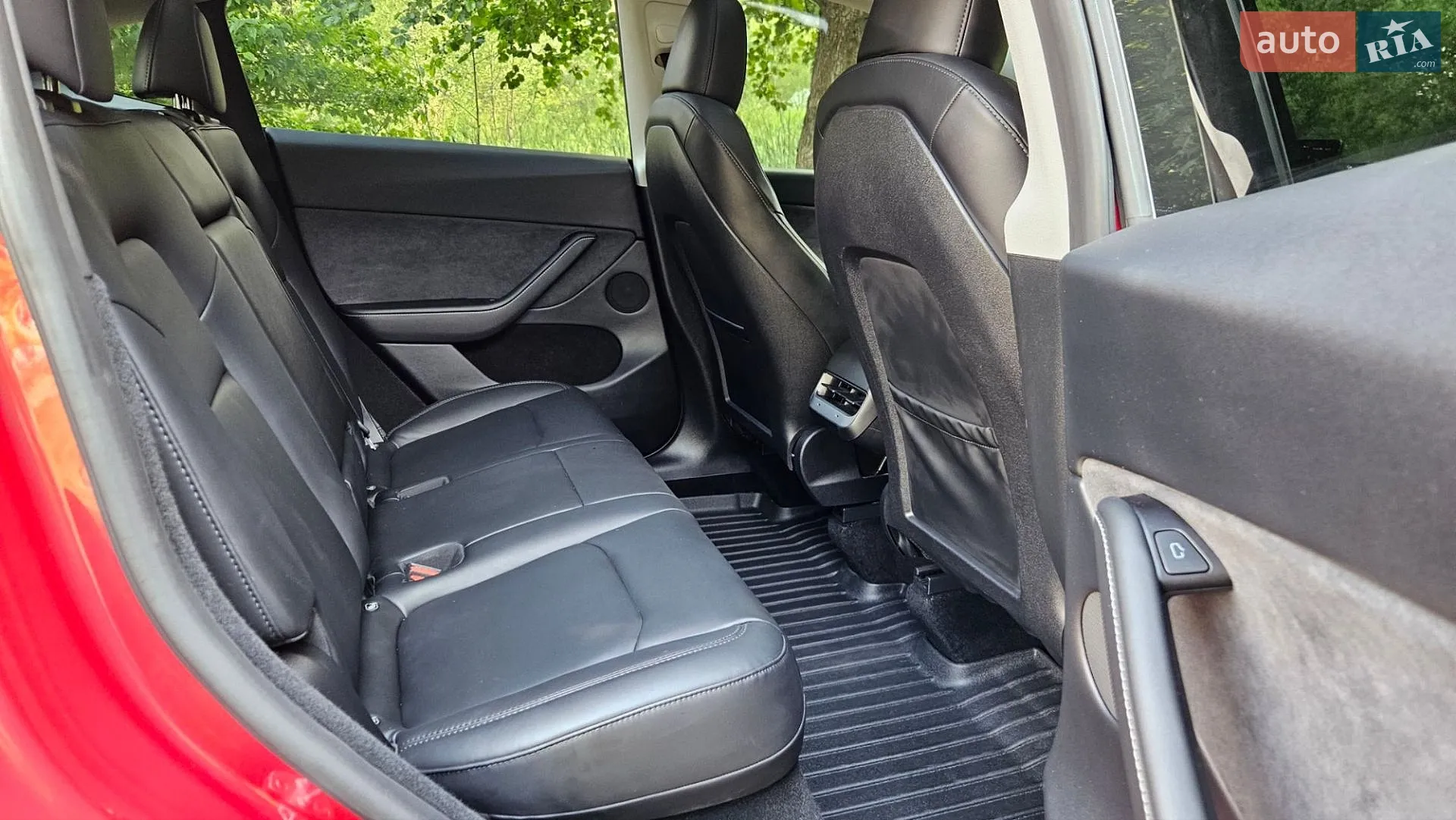 2024 Tesla Model Y - мініатюра 34