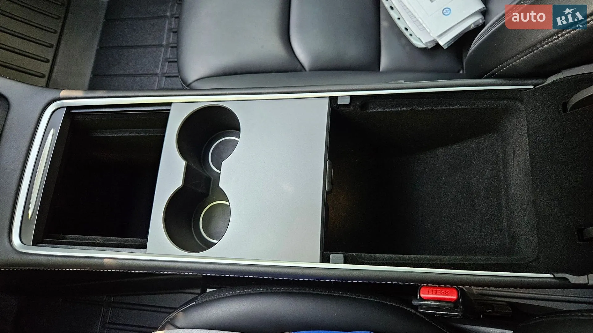2024 Tesla Model Y - мініатюра 48