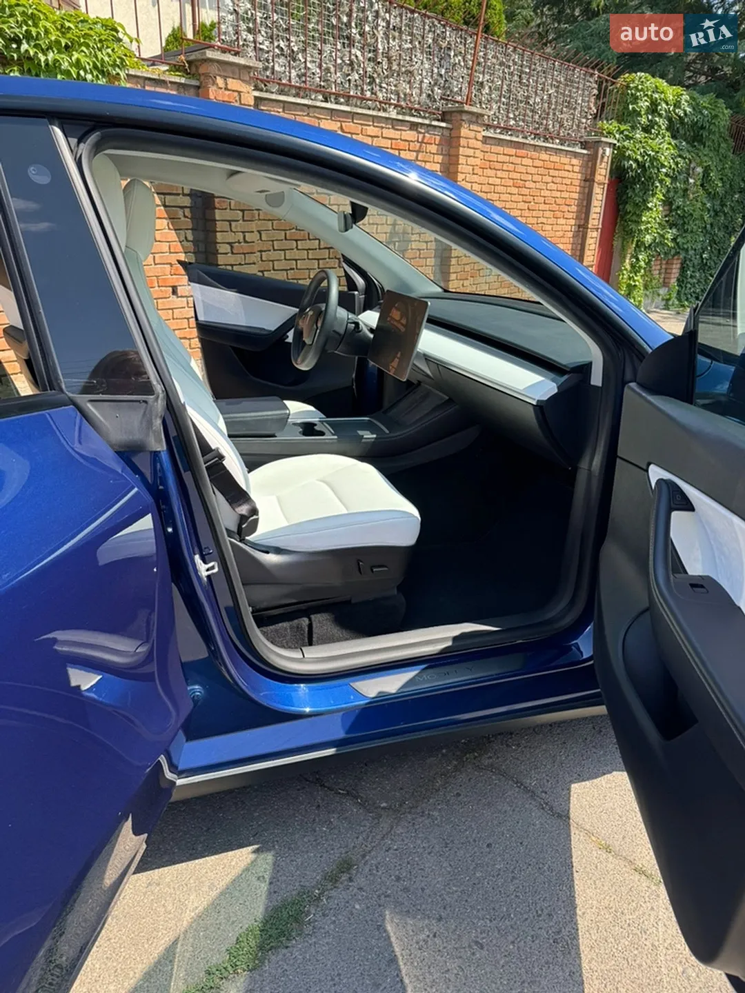 2021 Tesla Model Y - мініатюра 26