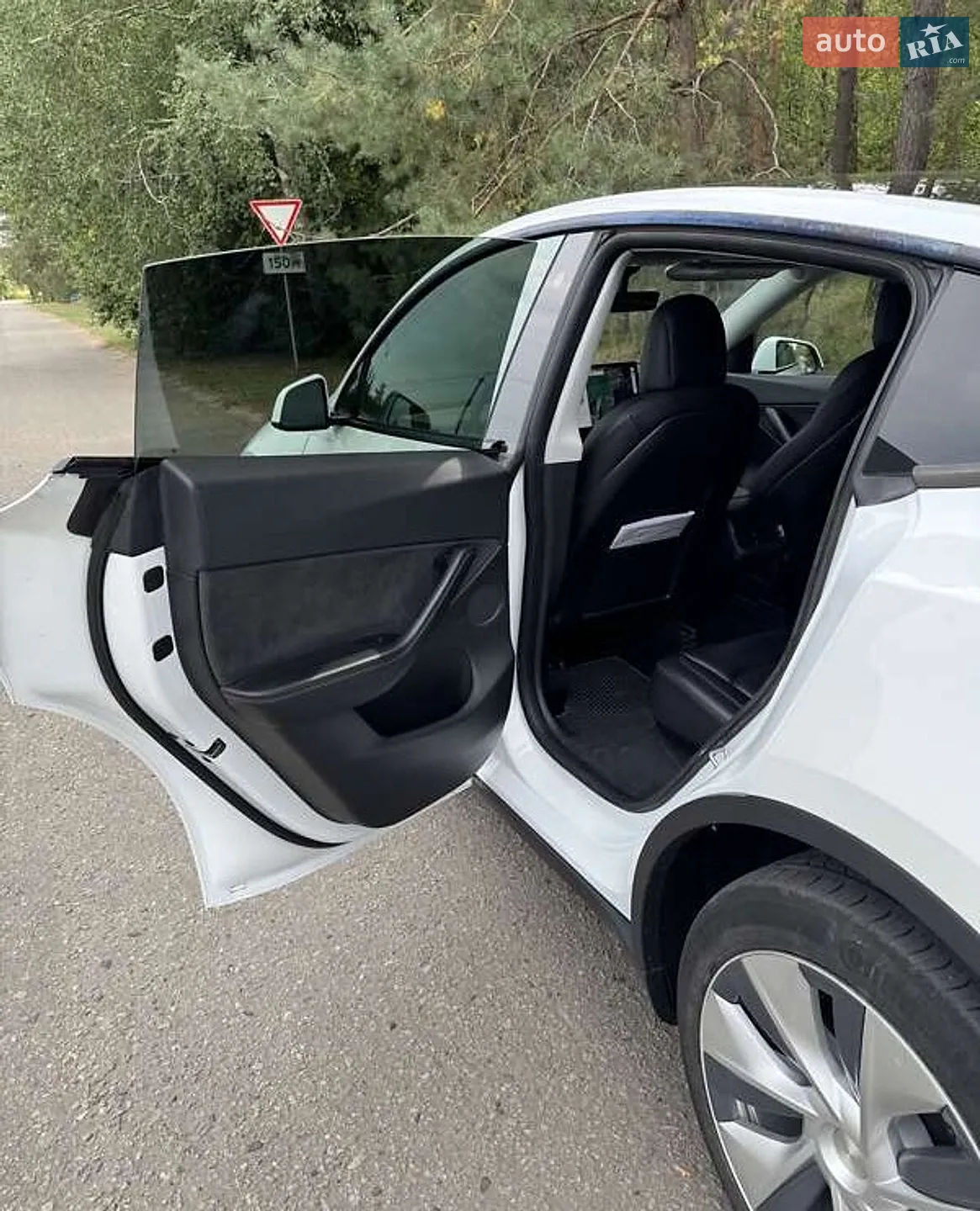 2021 Tesla Model Y - мініатюра 4
