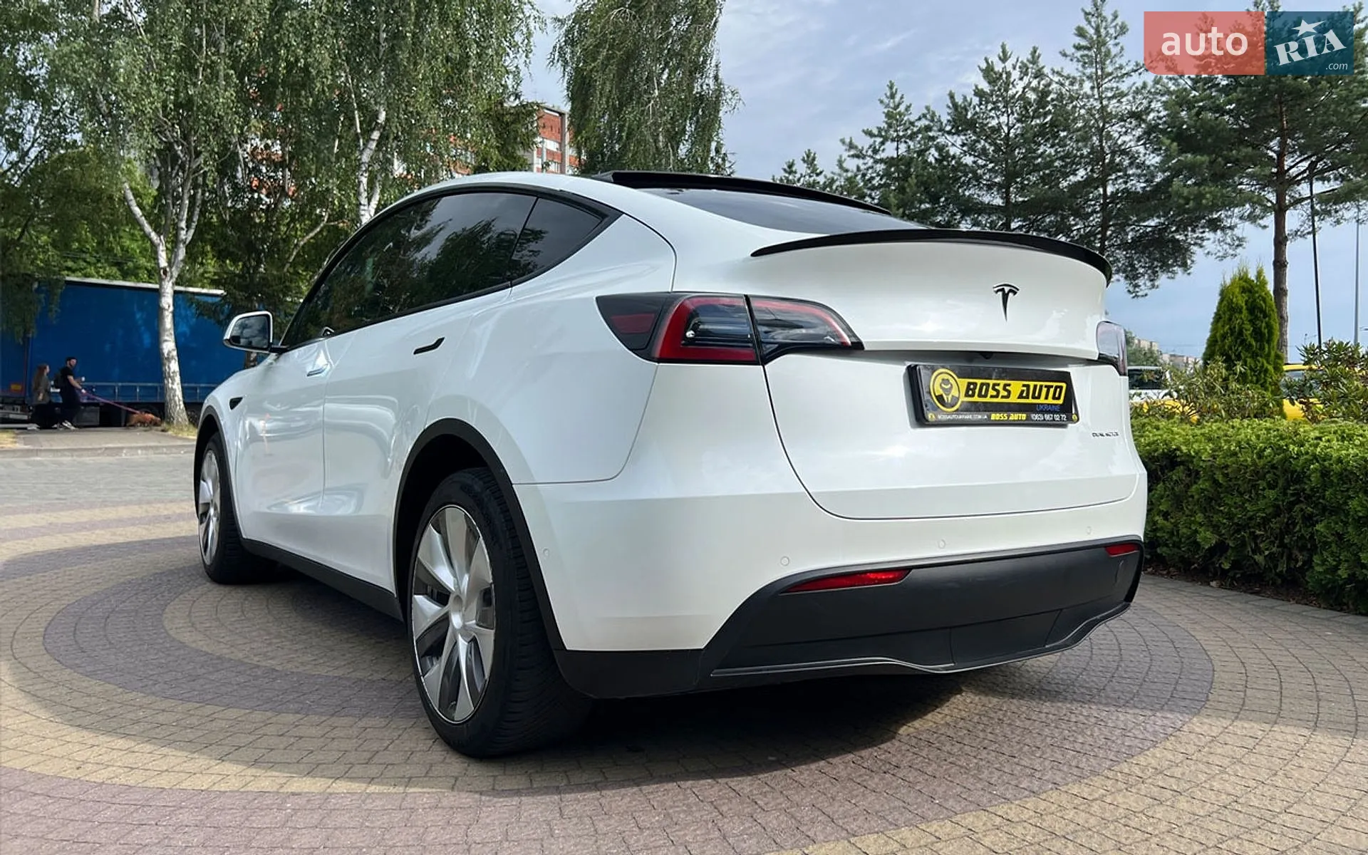 2022 Tesla Model Y - мініатюра 5
