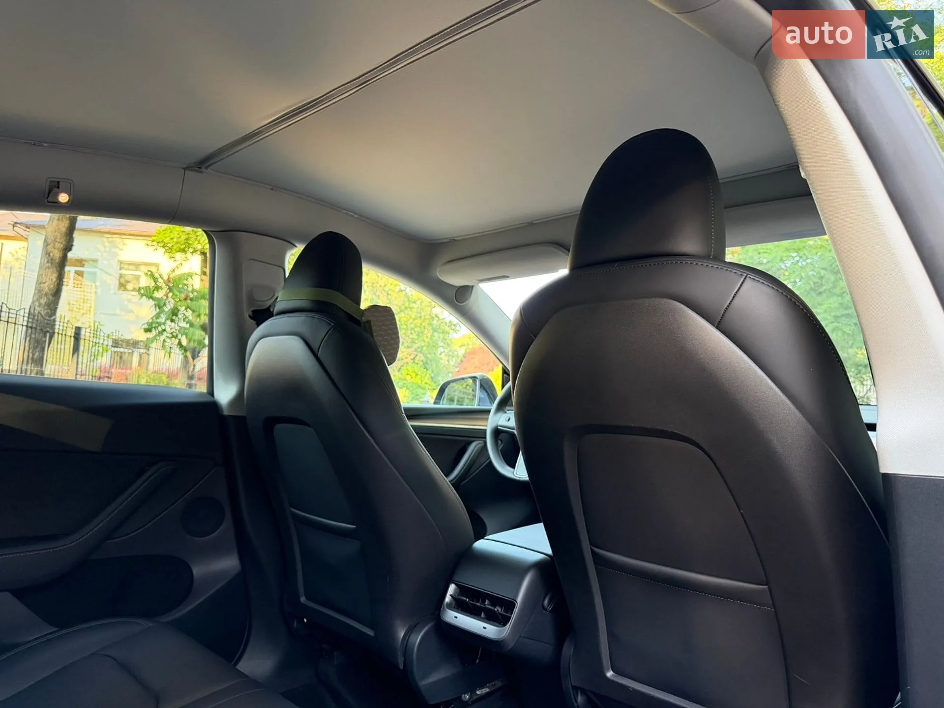 2024 Tesla Model Y - мініатюра 22