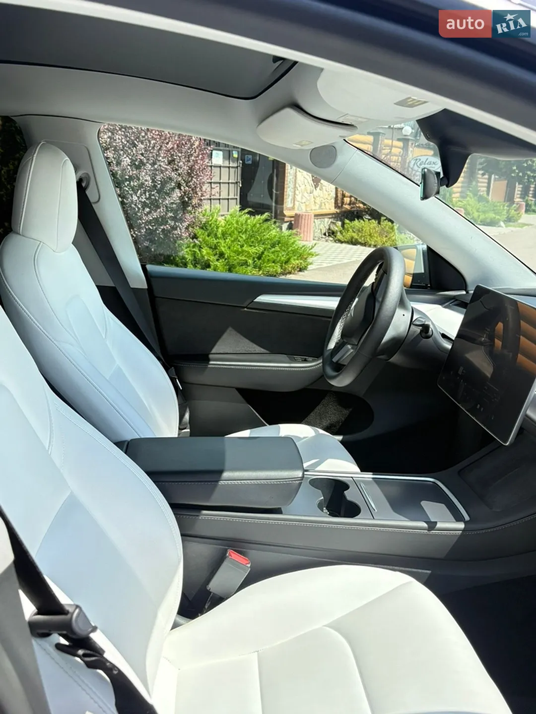 2023 Tesla Model Y - мініатюра 21