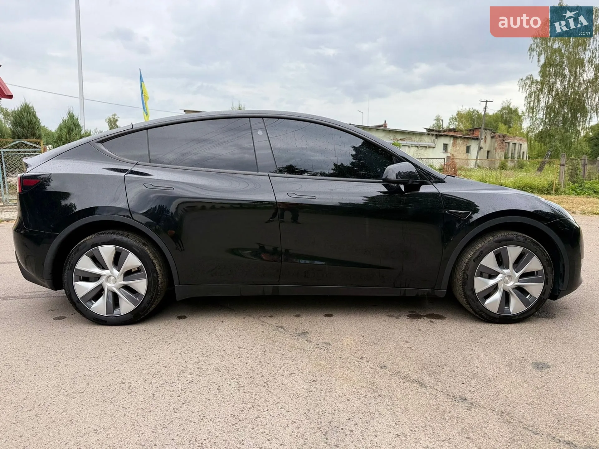 2024 Tesla Model Y - мініатюра 17