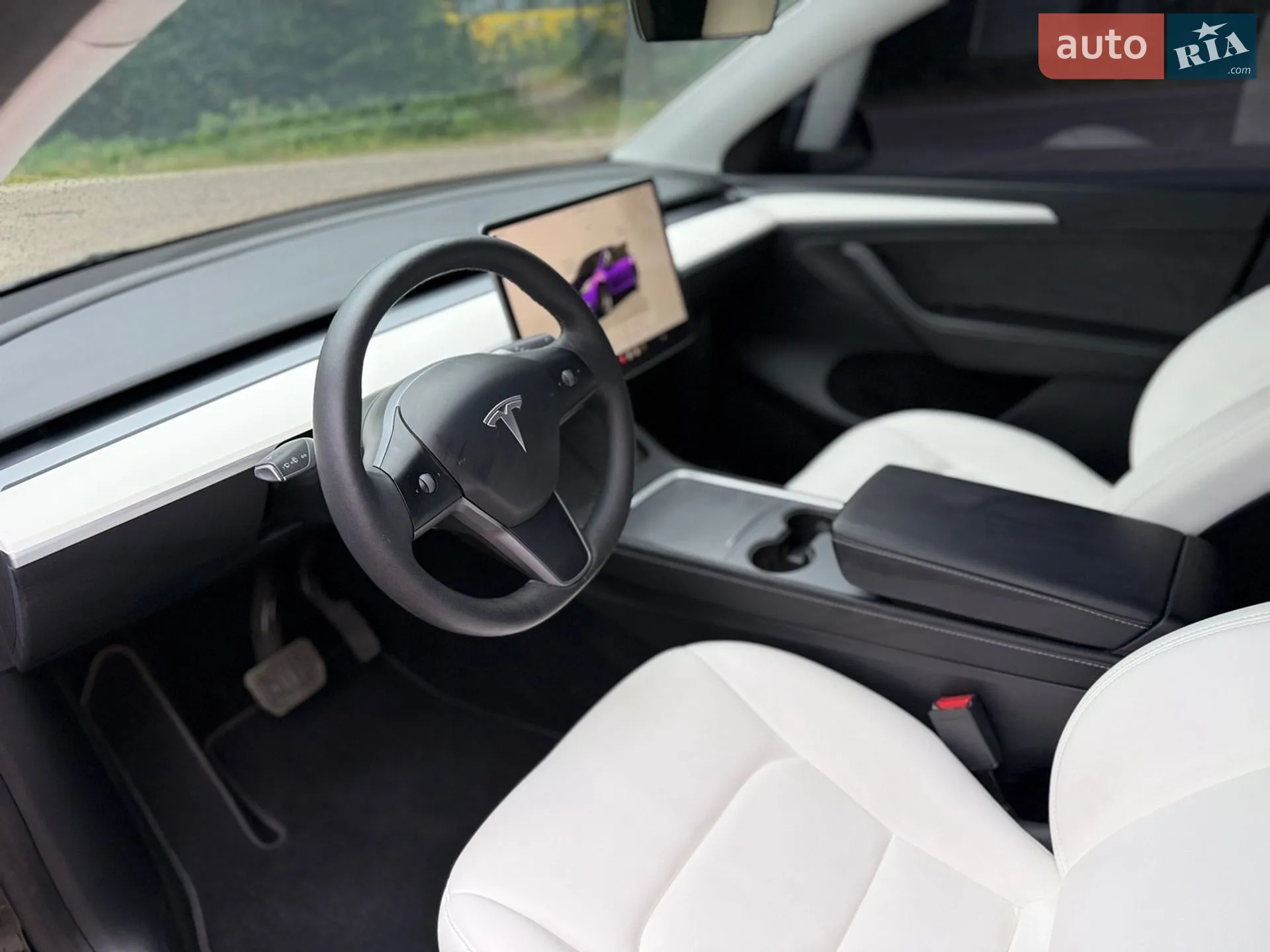 2024 Tesla Model Y - мініатюра 36