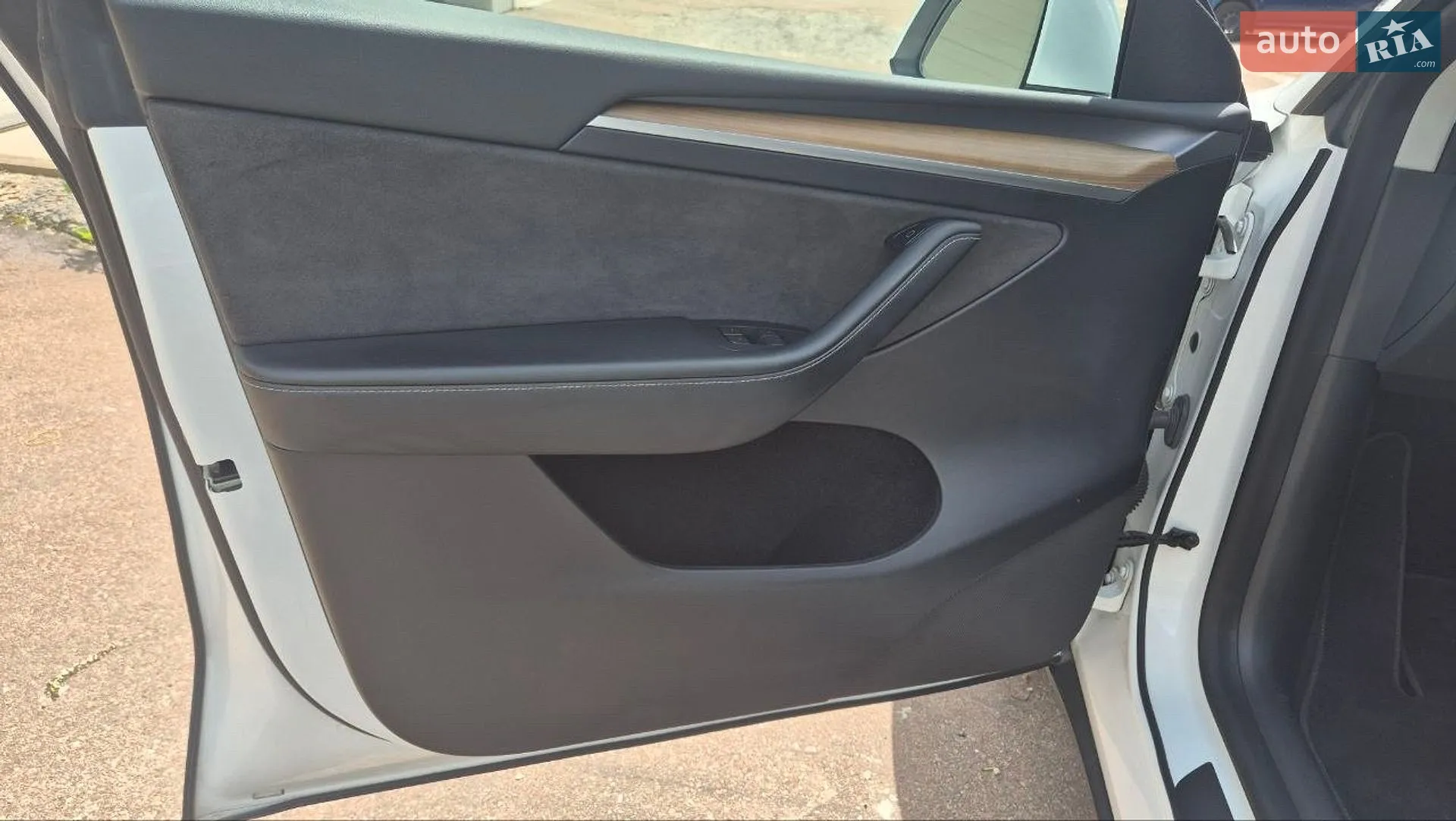 2023 Tesla Model Y - мініатюра 21