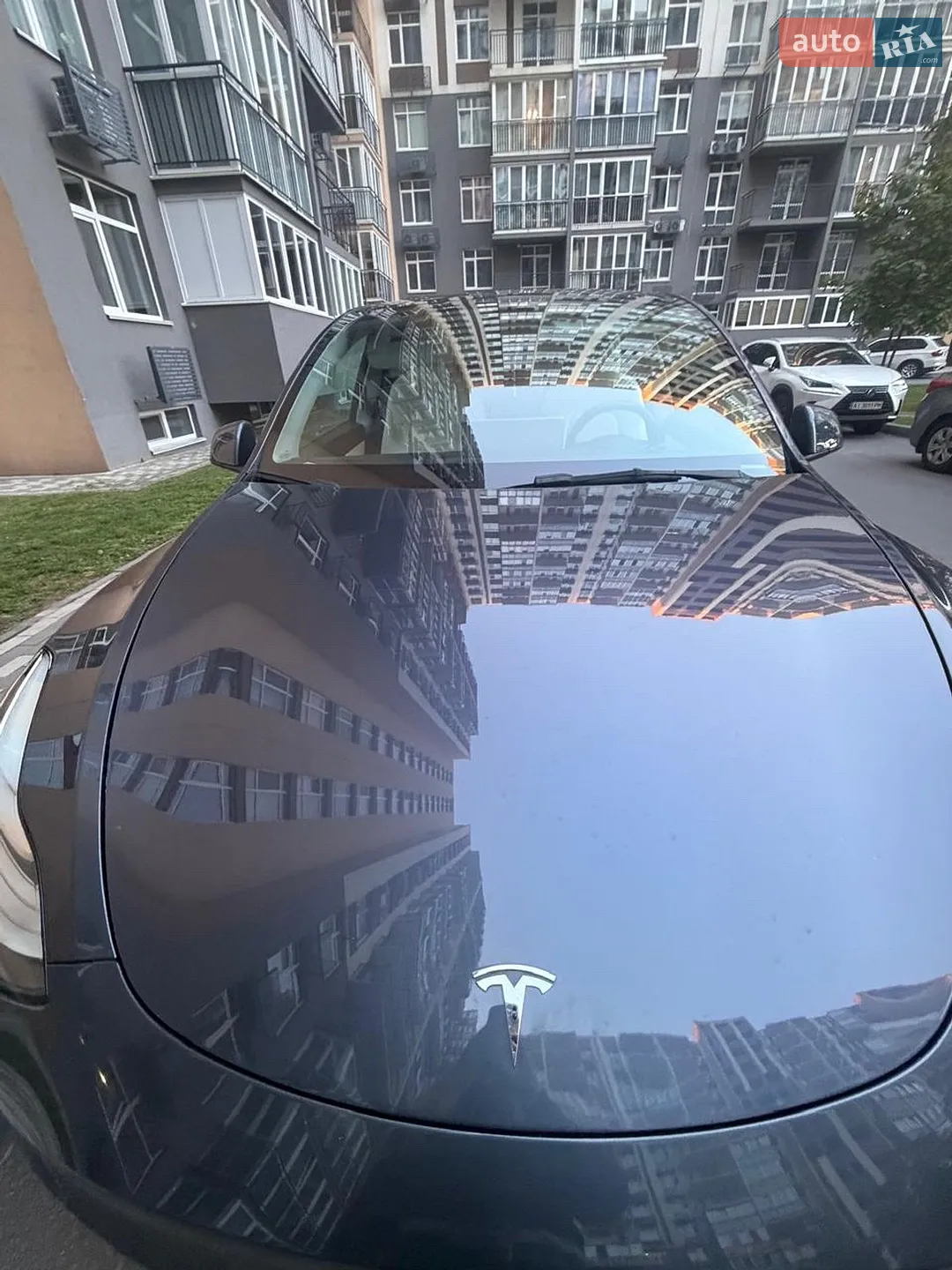 2022 Tesla Model Y - мініатюра 2