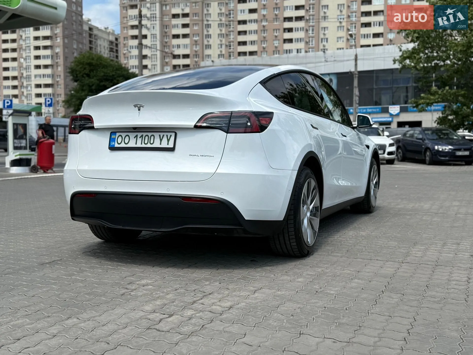 2022 Tesla Model Y - мініатюра 9