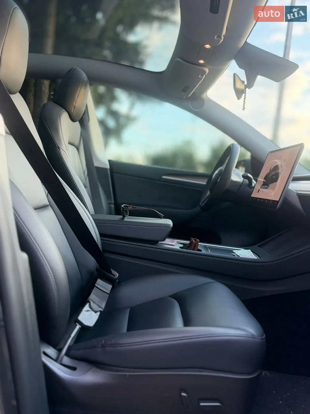 2022 Tesla Model Y - мініатюра 11