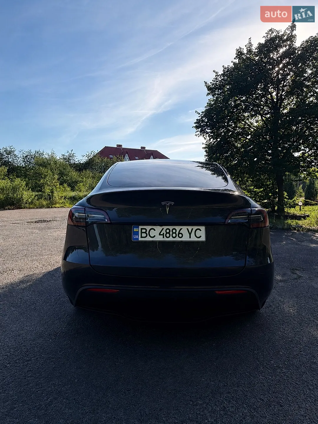2024 Tesla Model Y - мініатюра 8