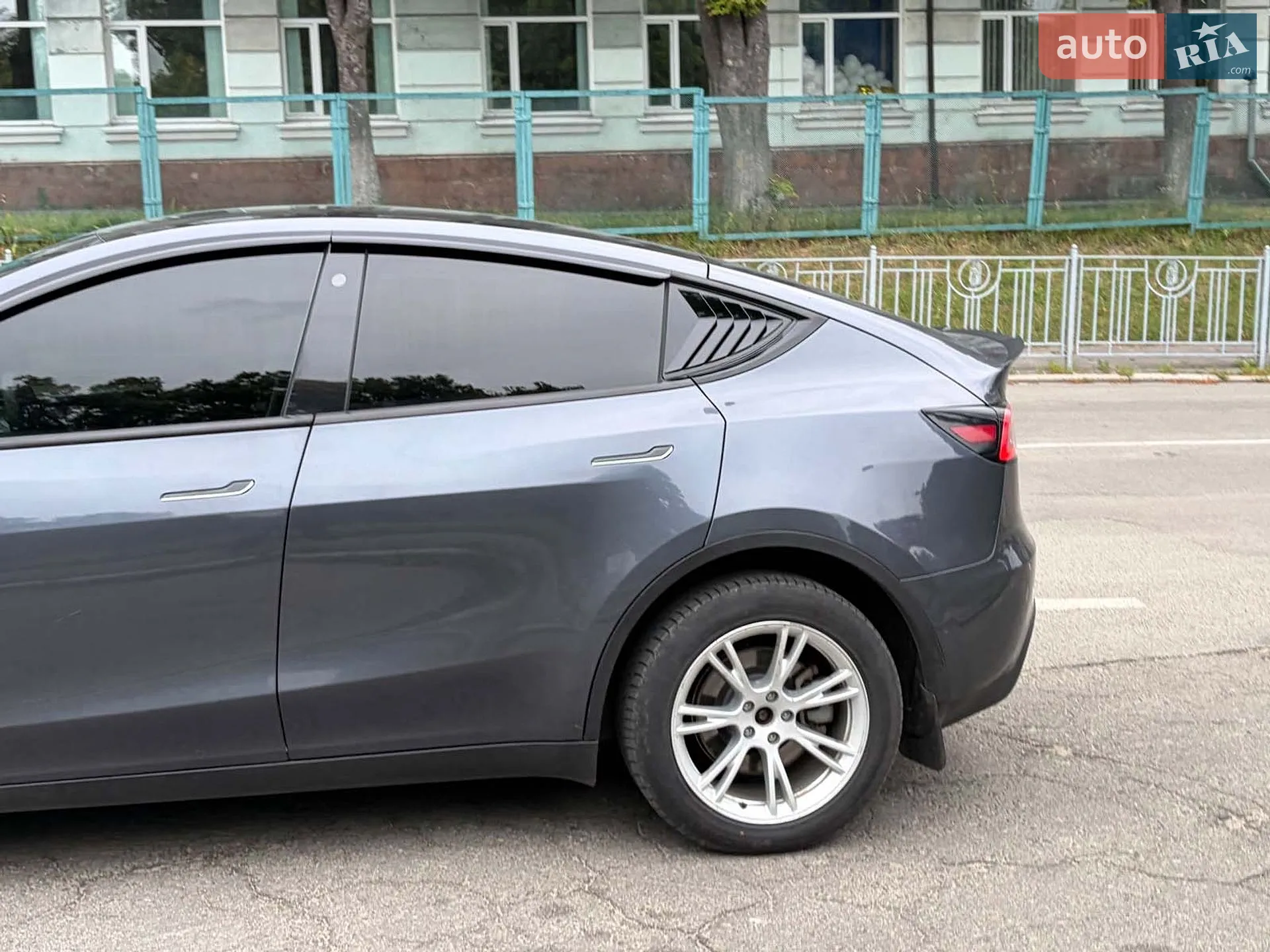 2021 Tesla Model Y - мініатюра 6