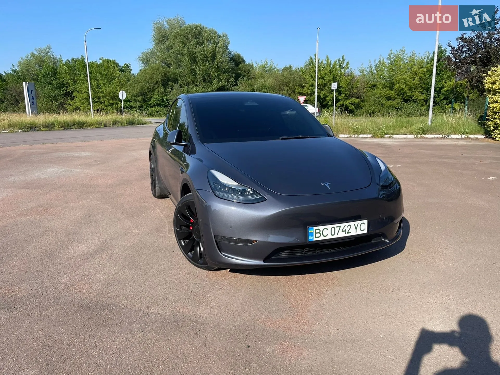 2022 Tesla Model Y - мініатюра 3