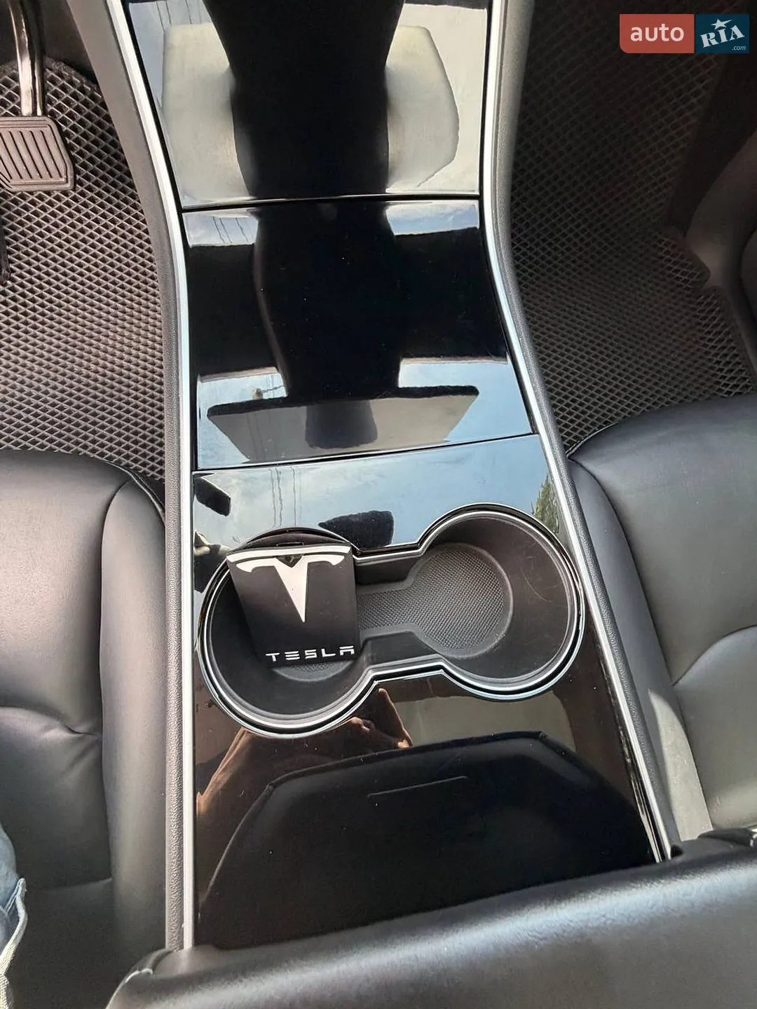 2021 Tesla Model Y - мініатюра 16