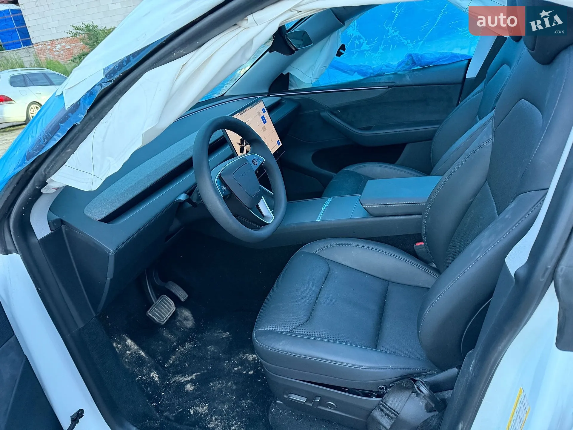 2025 Tesla Model Y - мініатюра 25