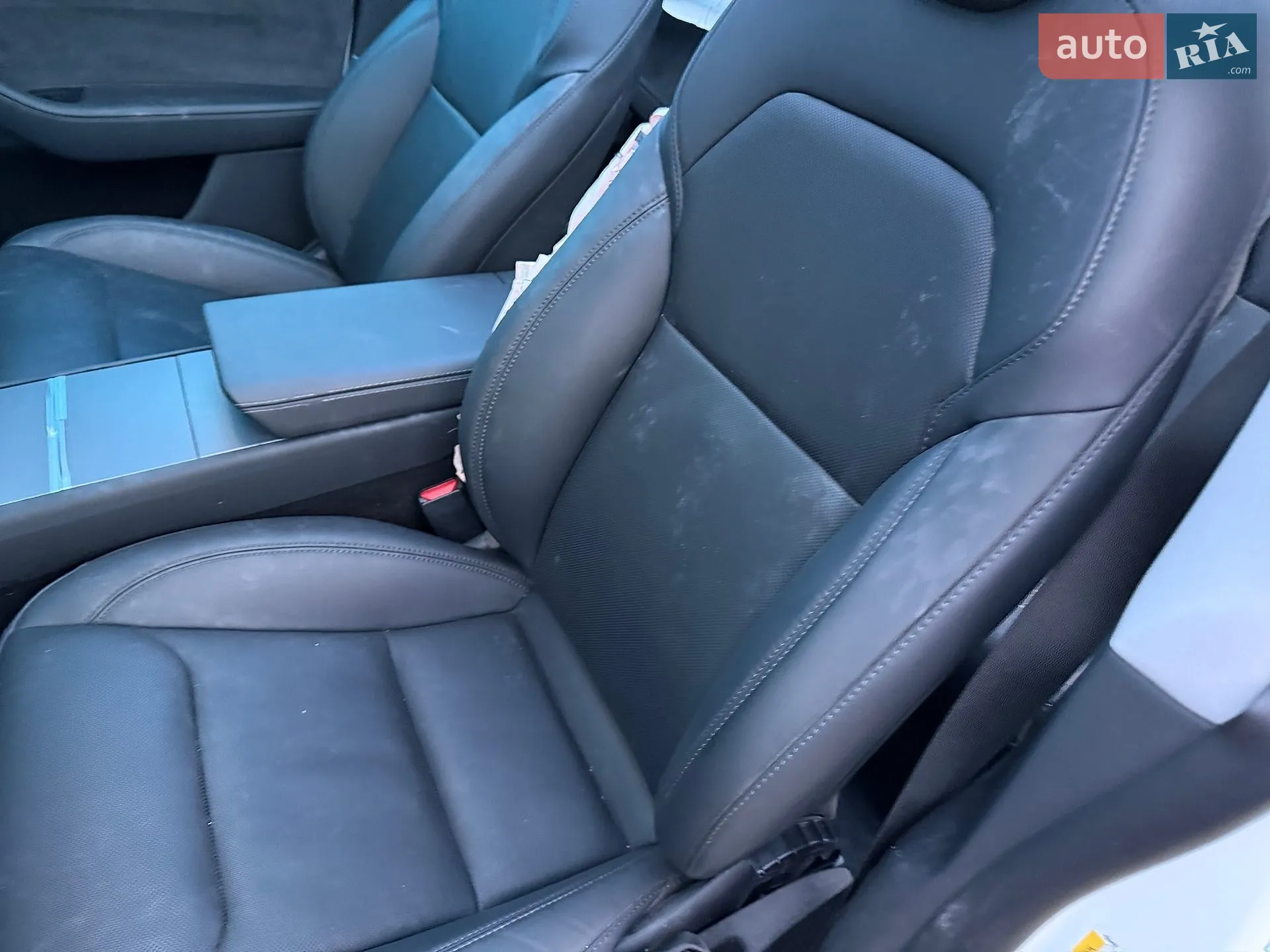 2025 Tesla Model Y - мініатюра 29